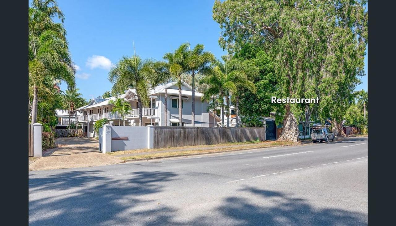 Modern 2 Bedroom Townhouse - Four Mile Beach Escapes Port Douglas Esterno foto